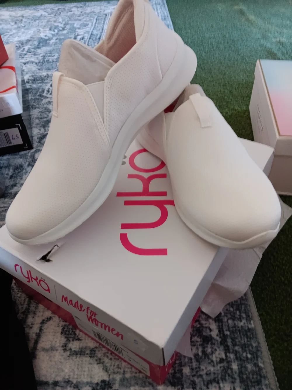 Ryka Women’s Slip-On Walking Shoes in White Size 9